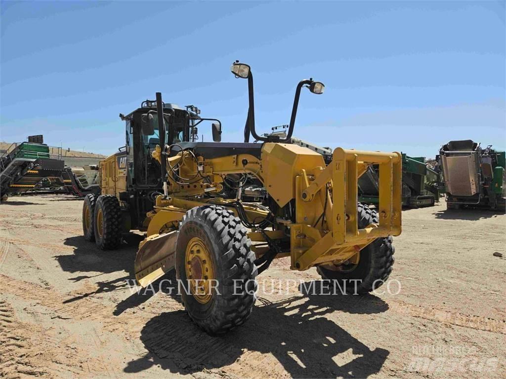 CAT 12M3AWD Veihøvler