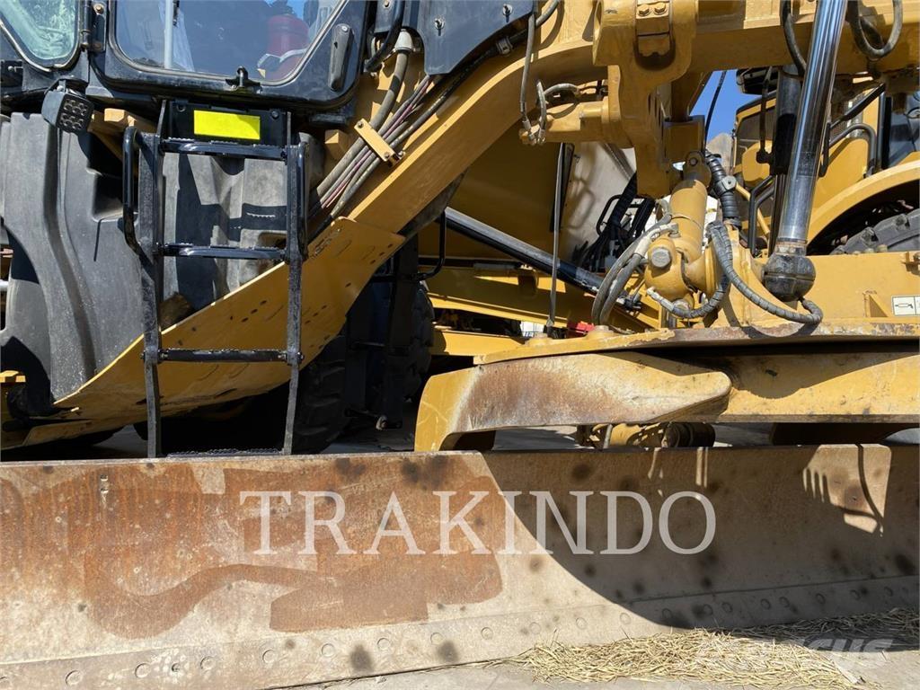 CAT 14-15 Veihøvler