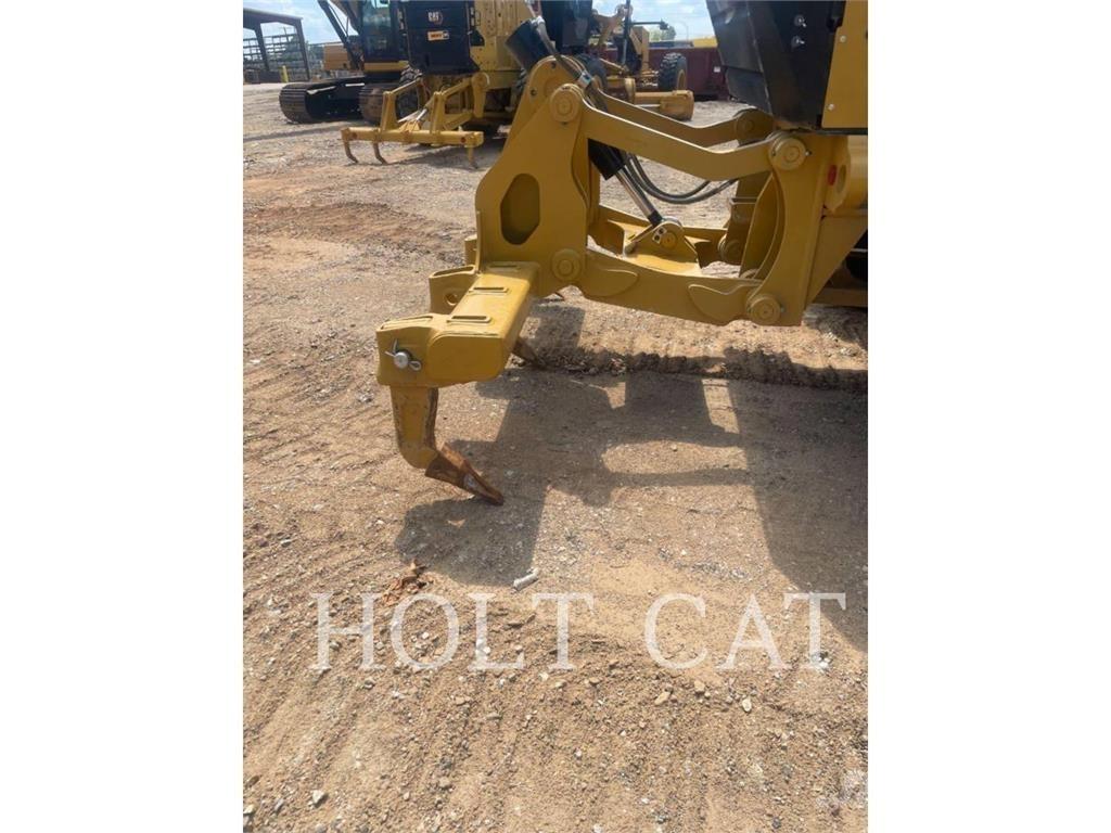 CAT 140 Veihøvler