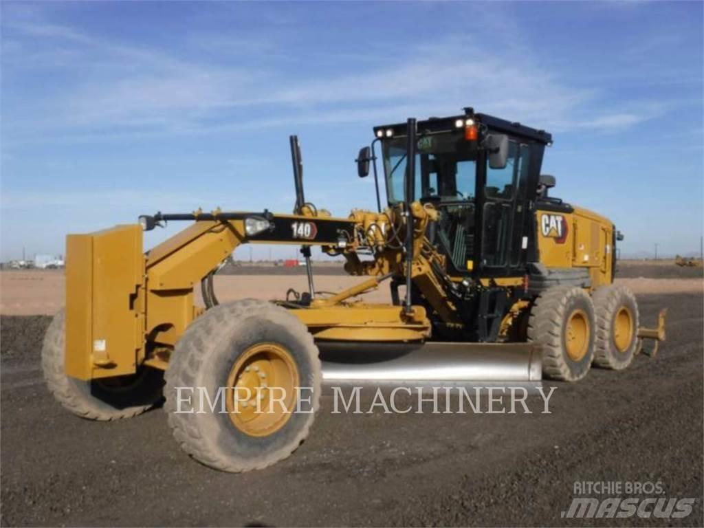 CAT 140-13 Veihøvler