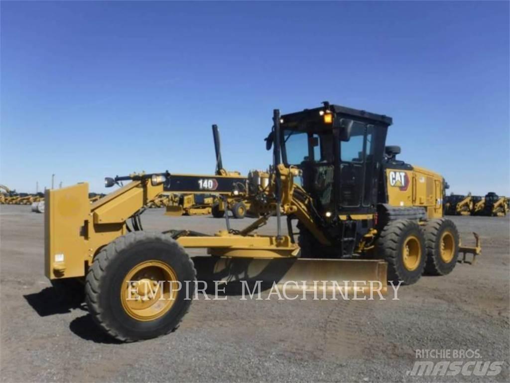CAT 140-13 Veihøvler