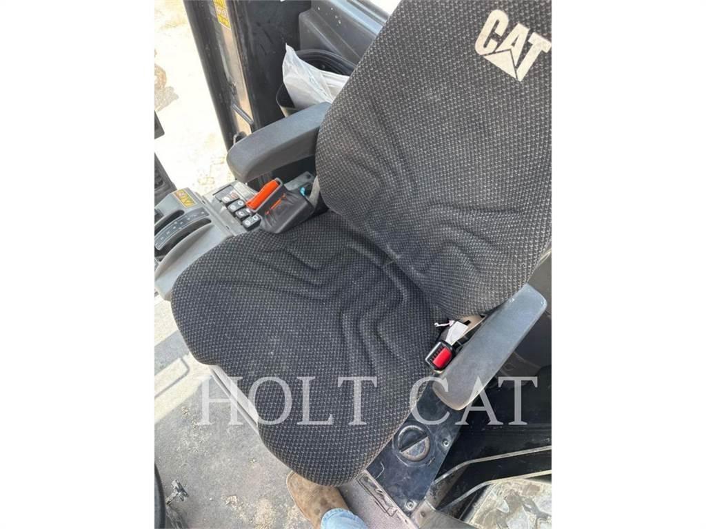 CAT 140 AWD Veihøvler