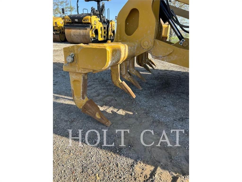 CAT 140 AWD Veihøvler