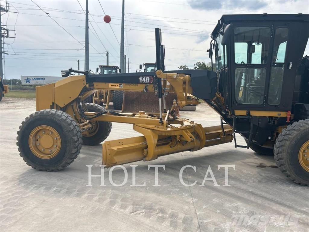 CAT 140 AWD Veihøvler