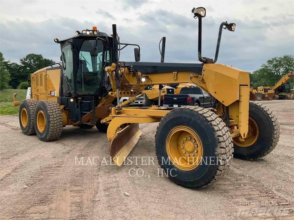 CAT 140 M2 Veihøvler