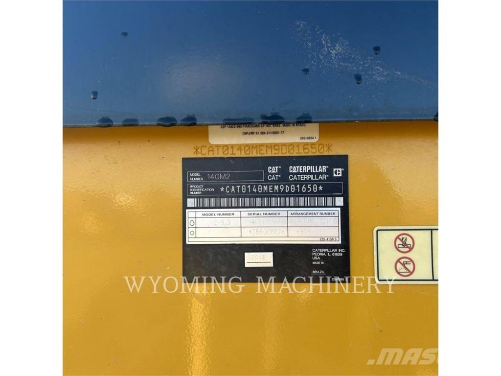 CAT 140M 2 Veihøvler