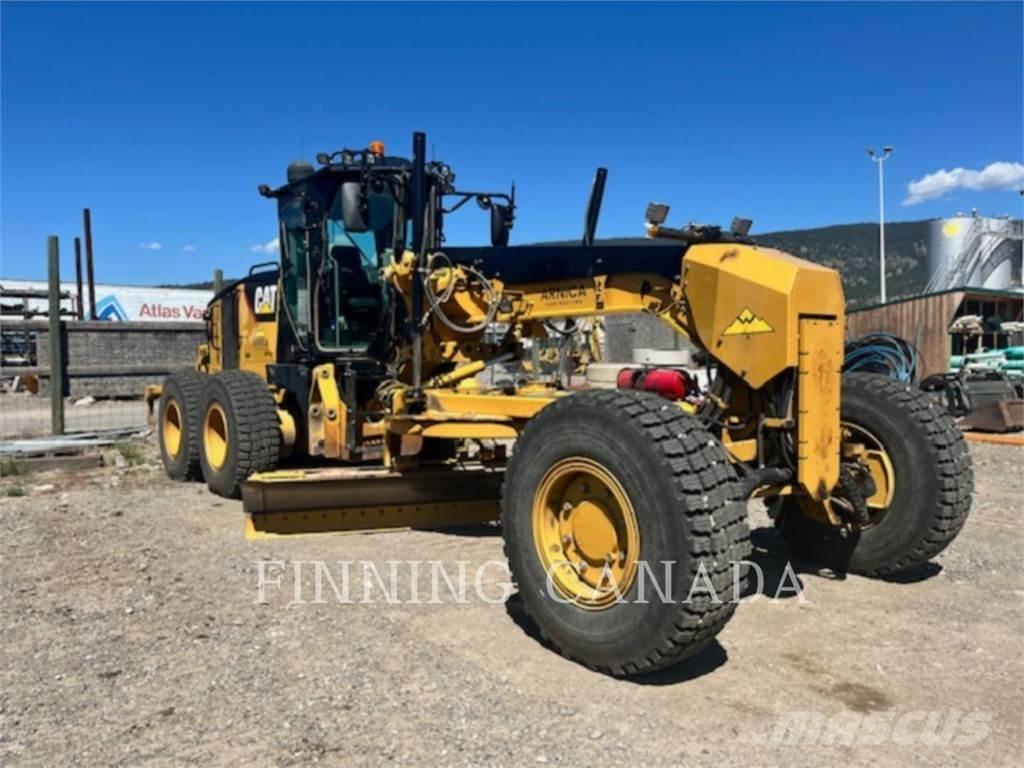 CAT 140M AWD Veihøvler