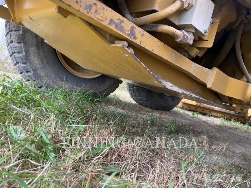 CAT 140M AWD Veihøvler