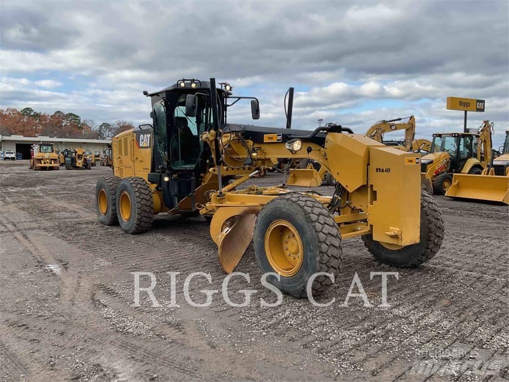 CAT 140M LC17 Veihøvler