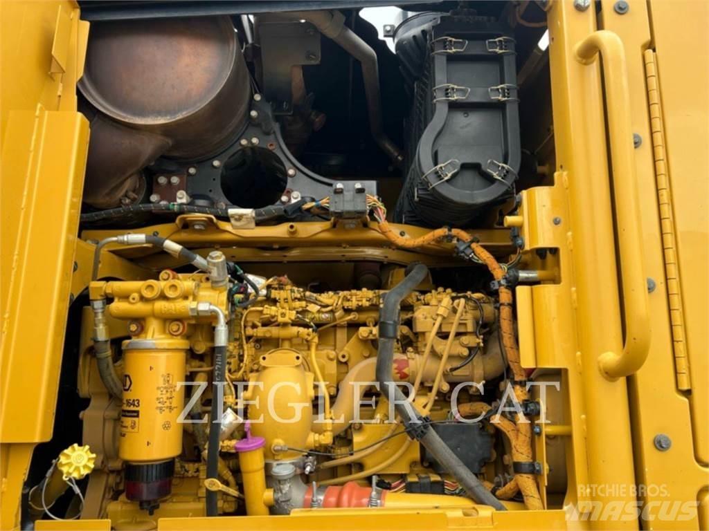 CAT 140M2 Veihøvler