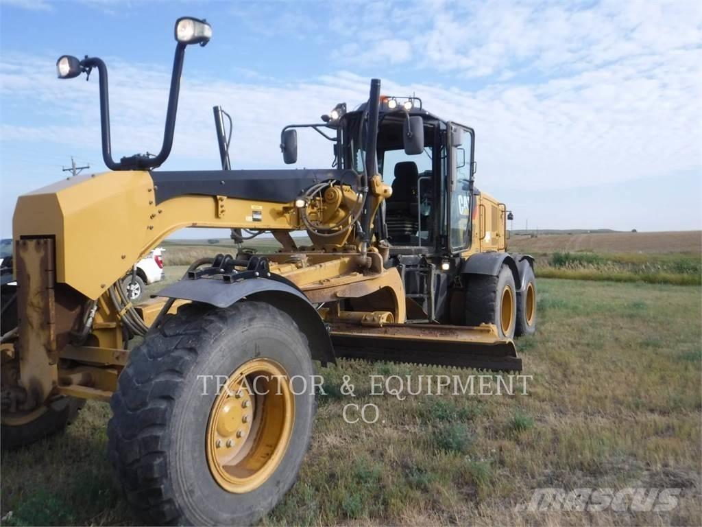 CAT 140M2 Veihøvler