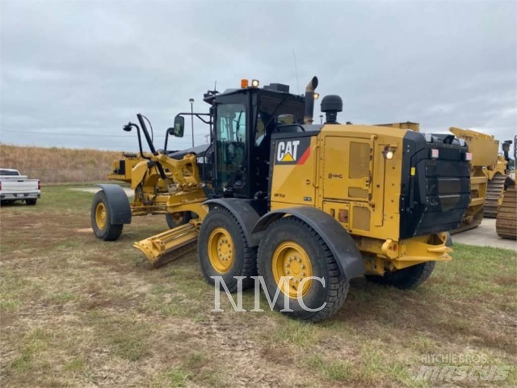 CAT 140M2 Veihøvler