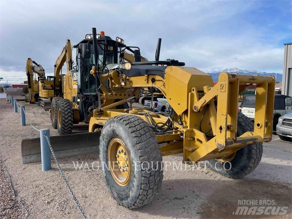 CAT 140M2 Veihøvler