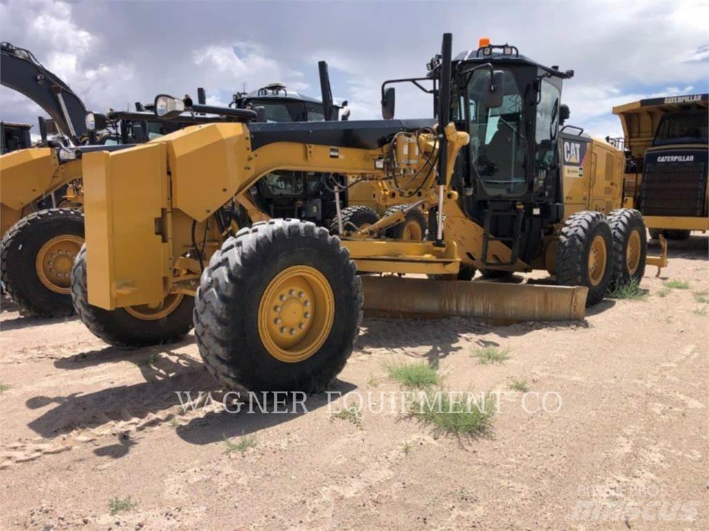 CAT 140M2 Veihøvler