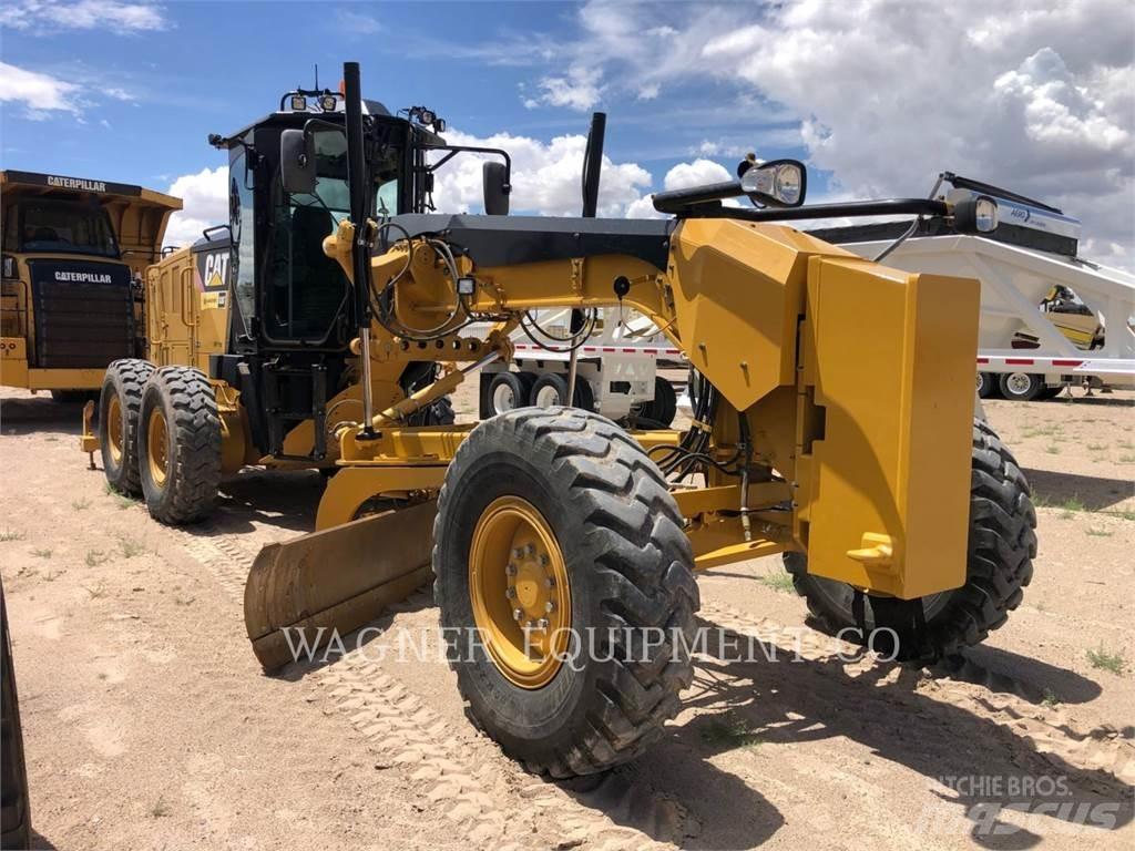 CAT 140M2 Veihøvler