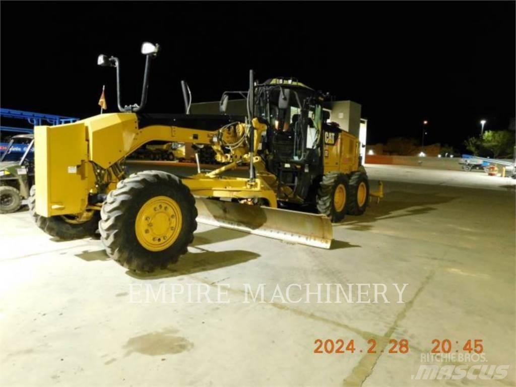 CAT 140M2 AWD Veihøvler