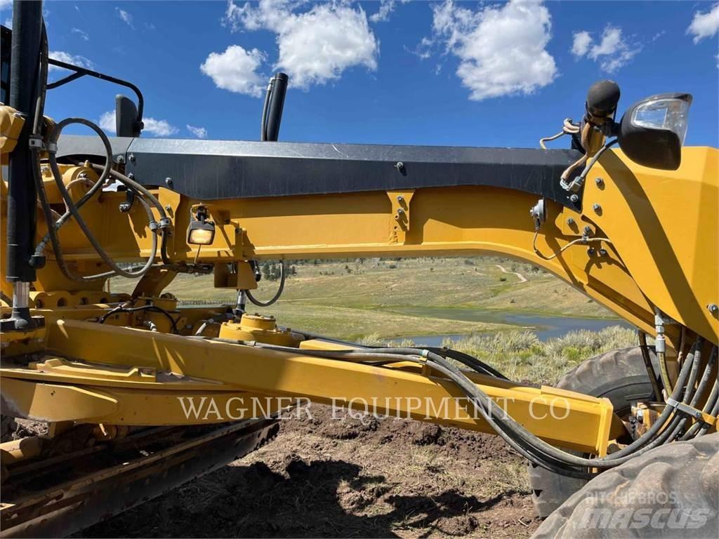 CAT 140M3 Veihøvler