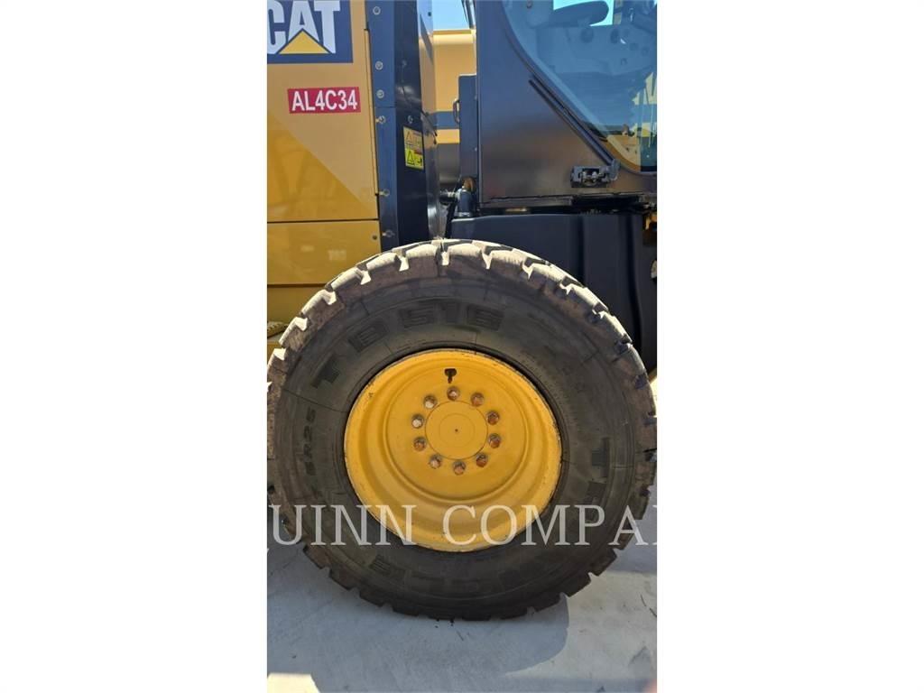 CAT 140M3 Veihøvler