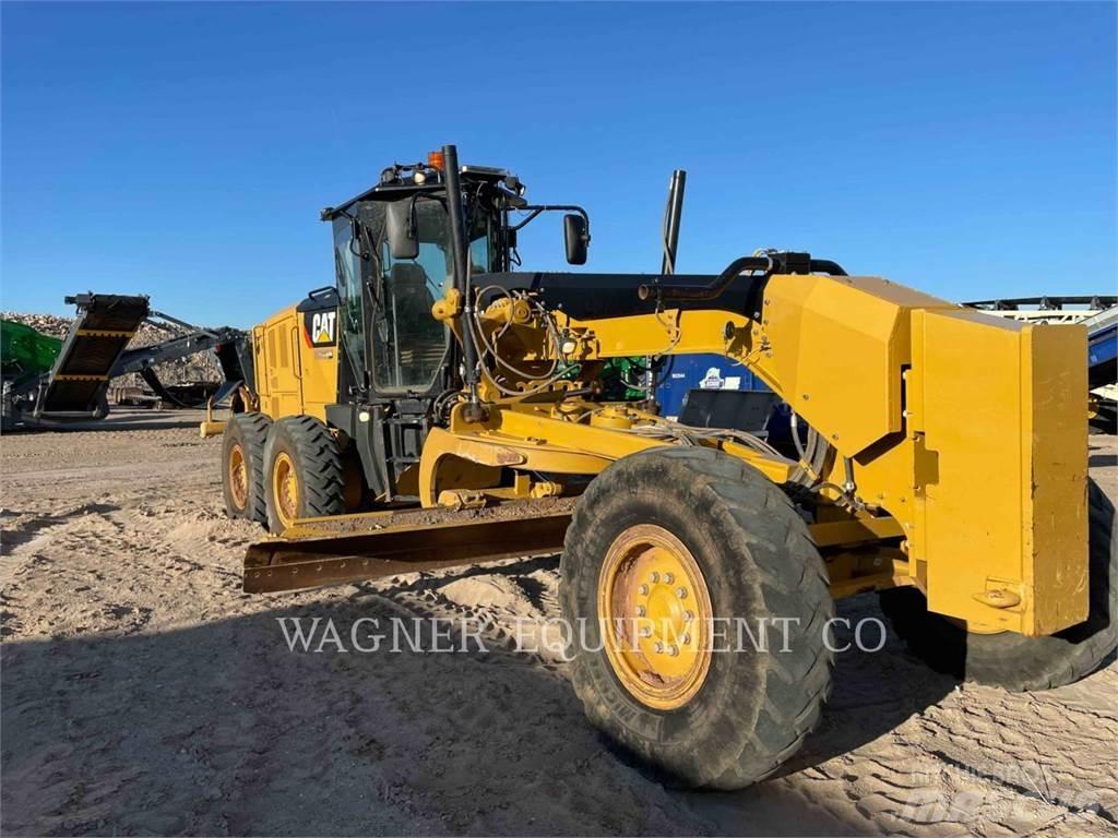 CAT 140M3 Veihøvler