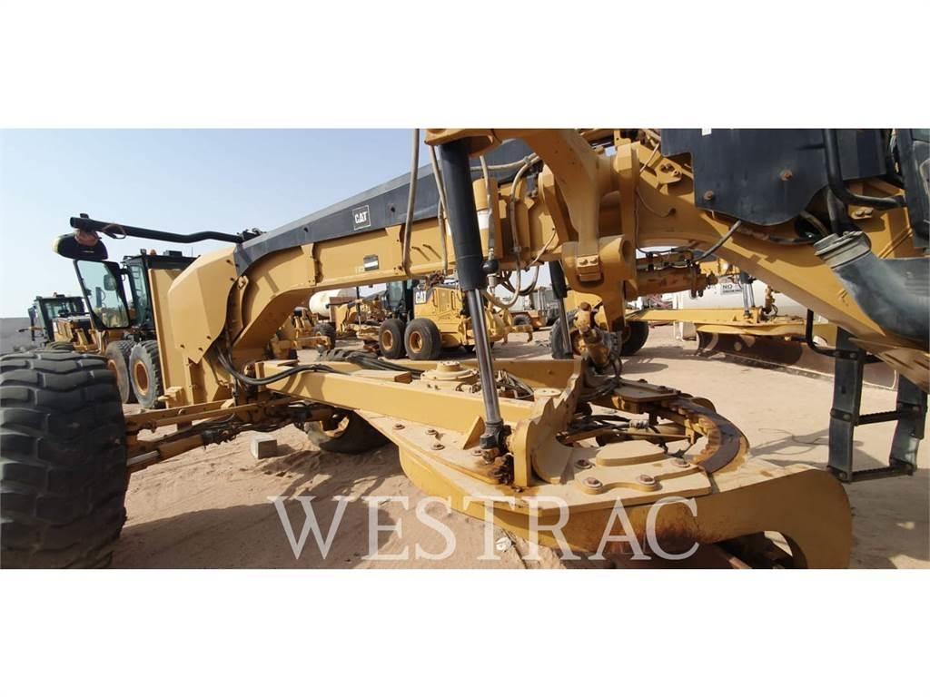CAT 14M Veihøvler