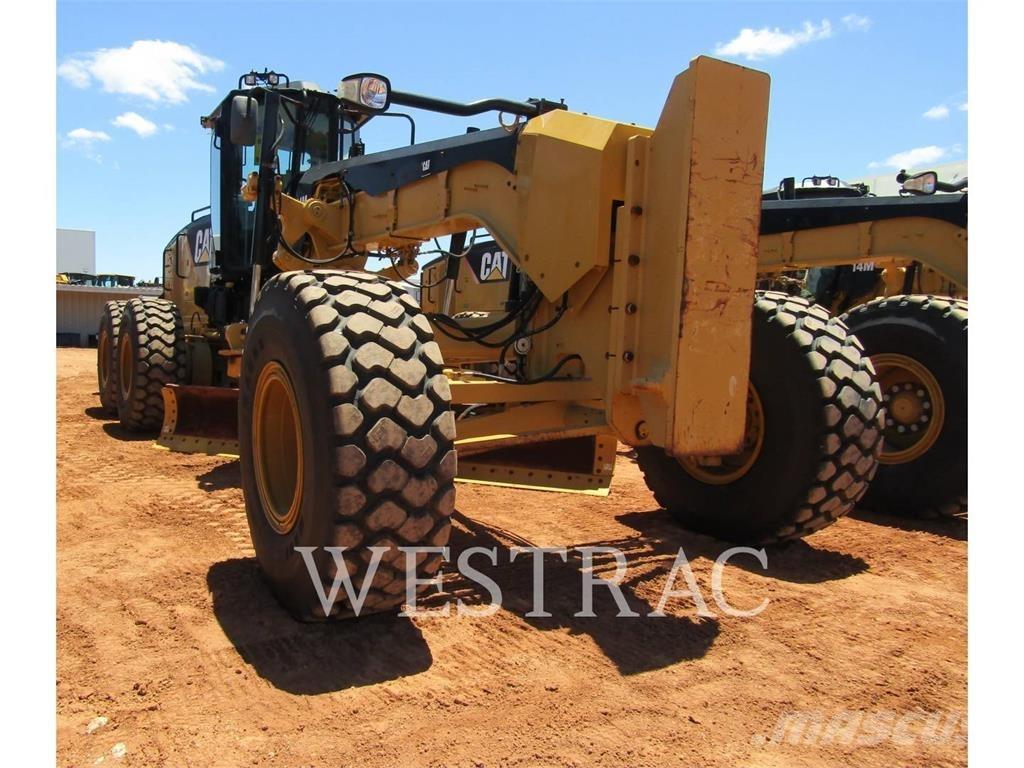 CAT 14M Veihøvler
