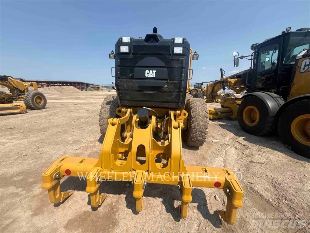 CAT 150 15 Veihøvler