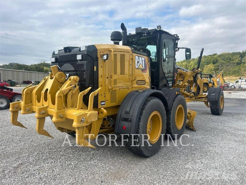 CAT 150-15AWD Veihøvler