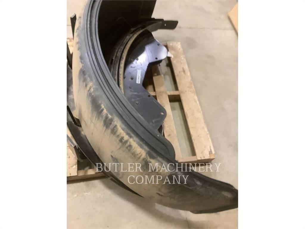 CAT 160M2 REAR FENDER Anlegg - Annet