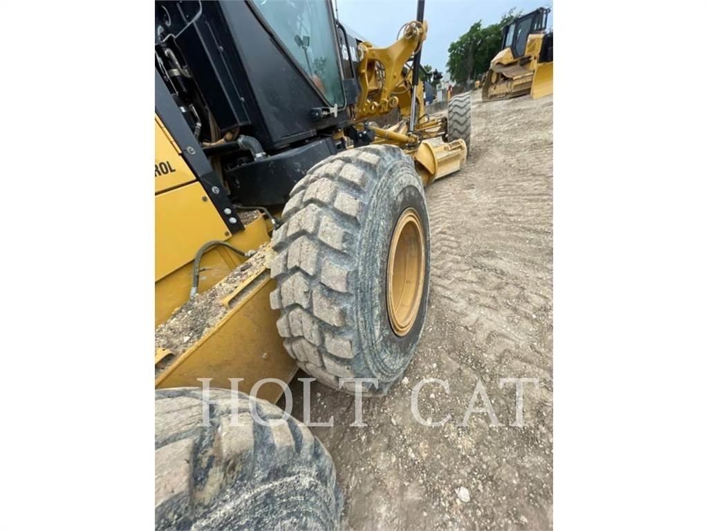 CAT 160M3 Veihøvler