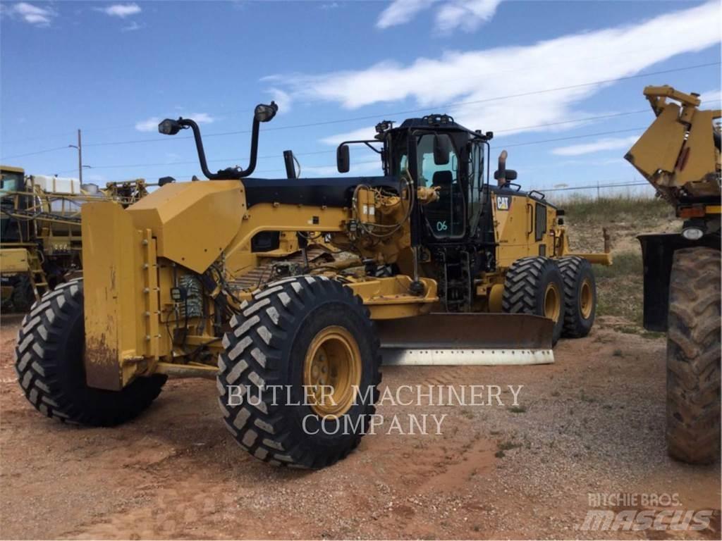 CAT 18 M3 Veihøvler