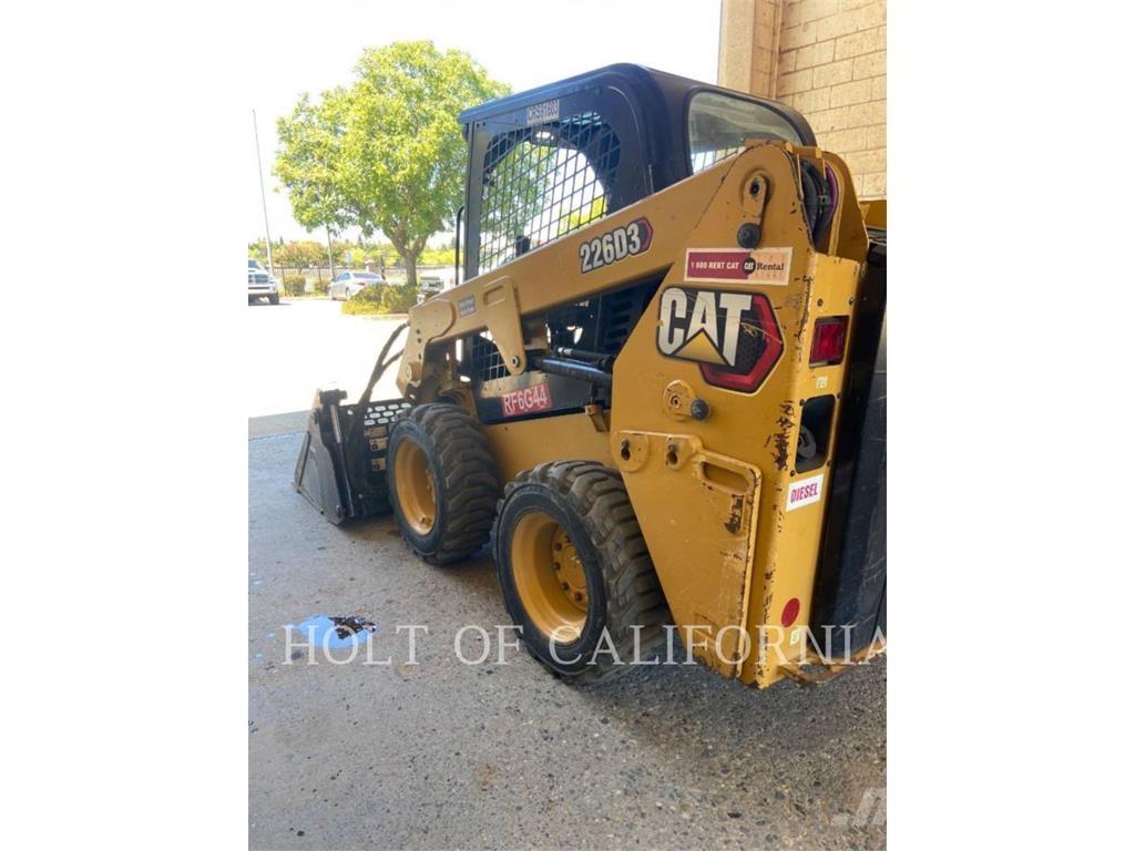 CAT 226 HF Kompaktlastere