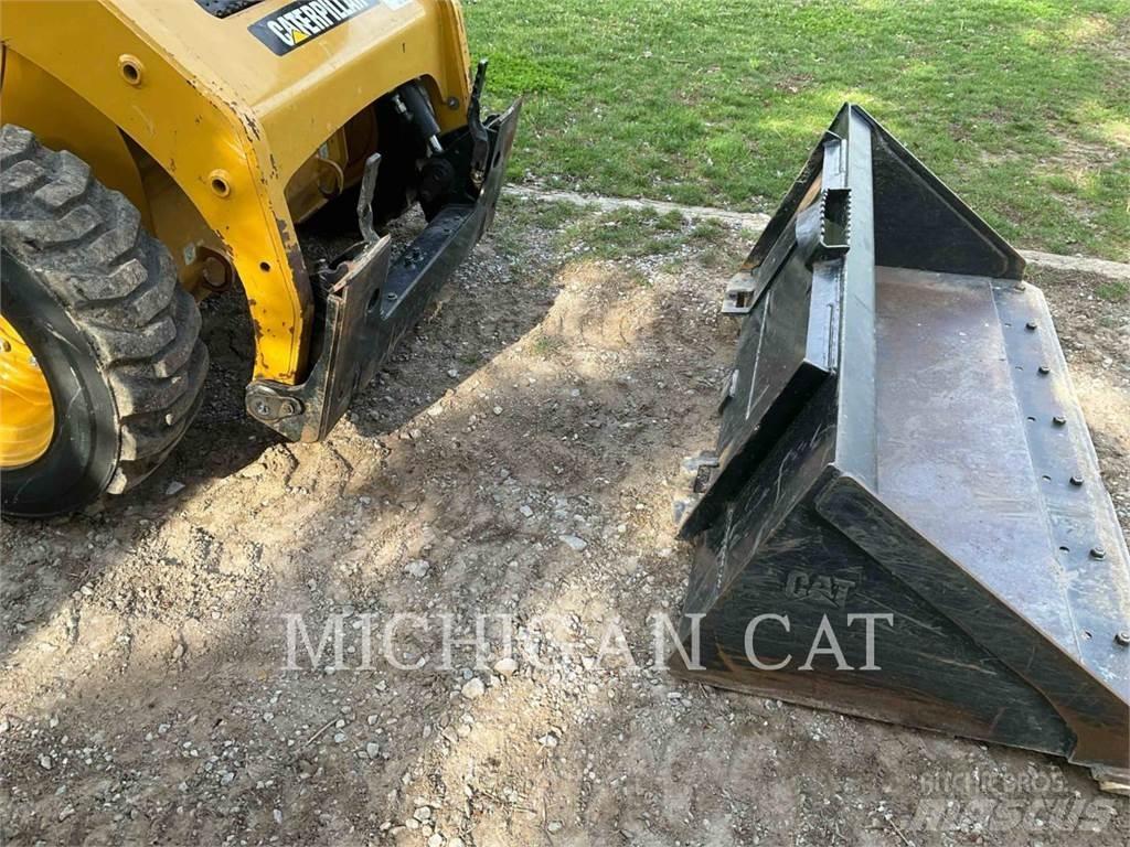 CAT 226B3 C Kompaktlastere