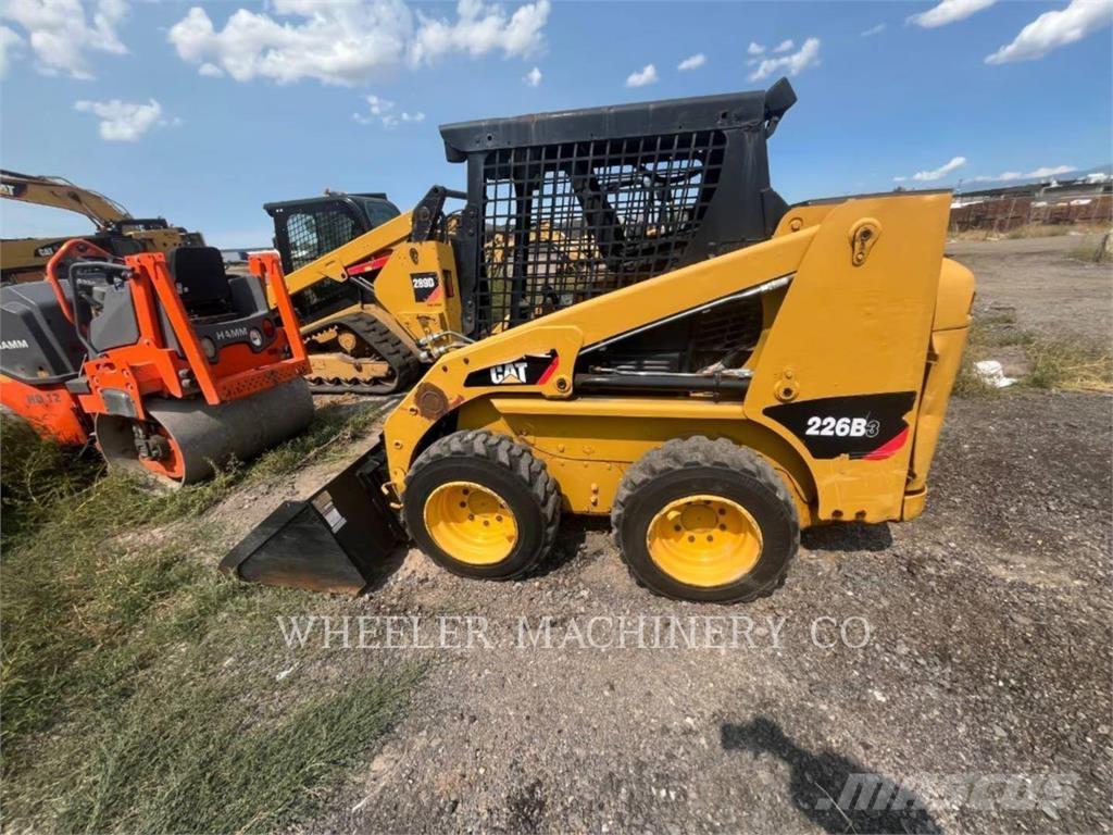 CAT 226B3 C3 Kompaktlastere