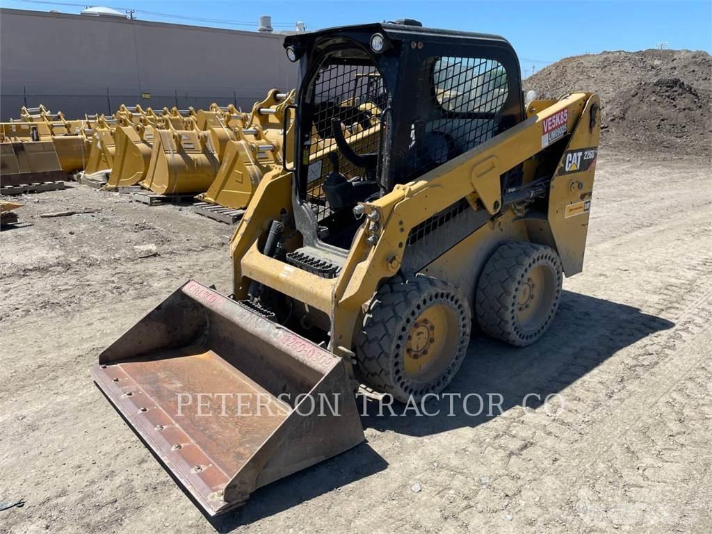 CAT 226D Kompaktlastere