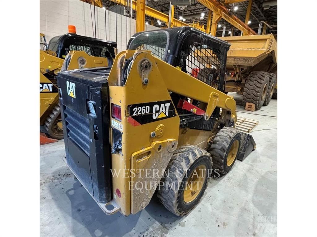 CAT 226D Kompaktlastere