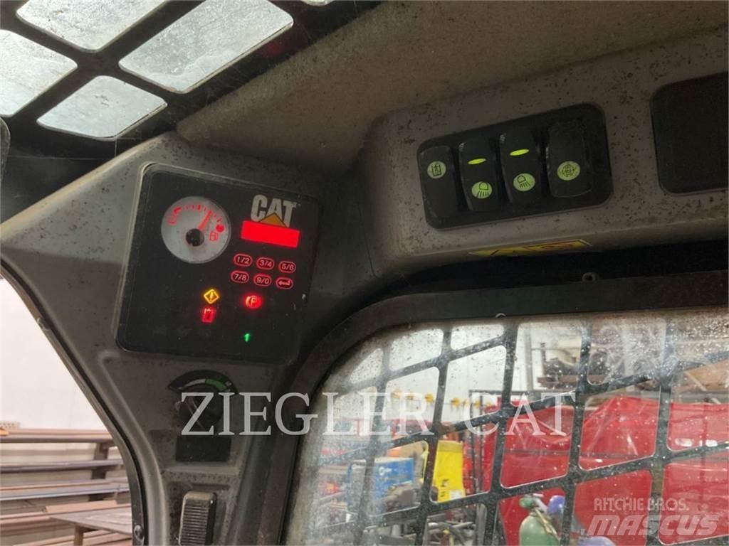 CAT 226D Kompaktlastere