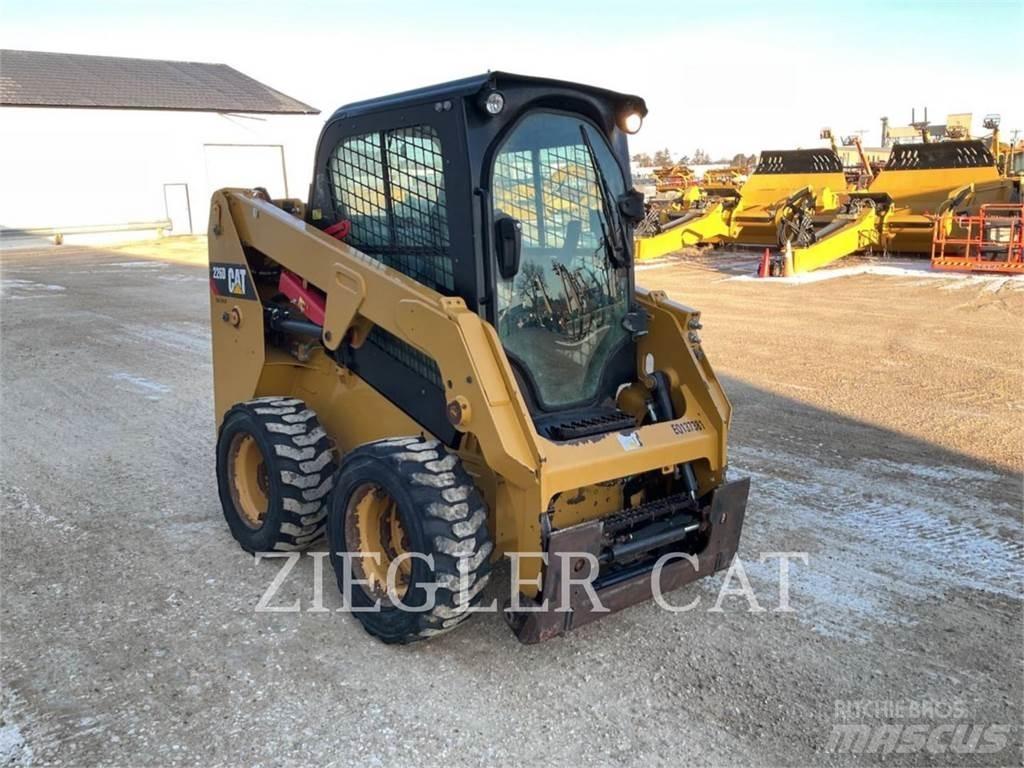 CAT 226D Kompaktlastere