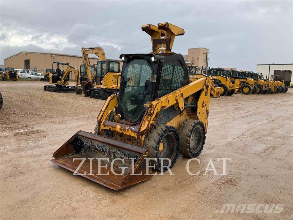 CAT 226D Kompaktlastere