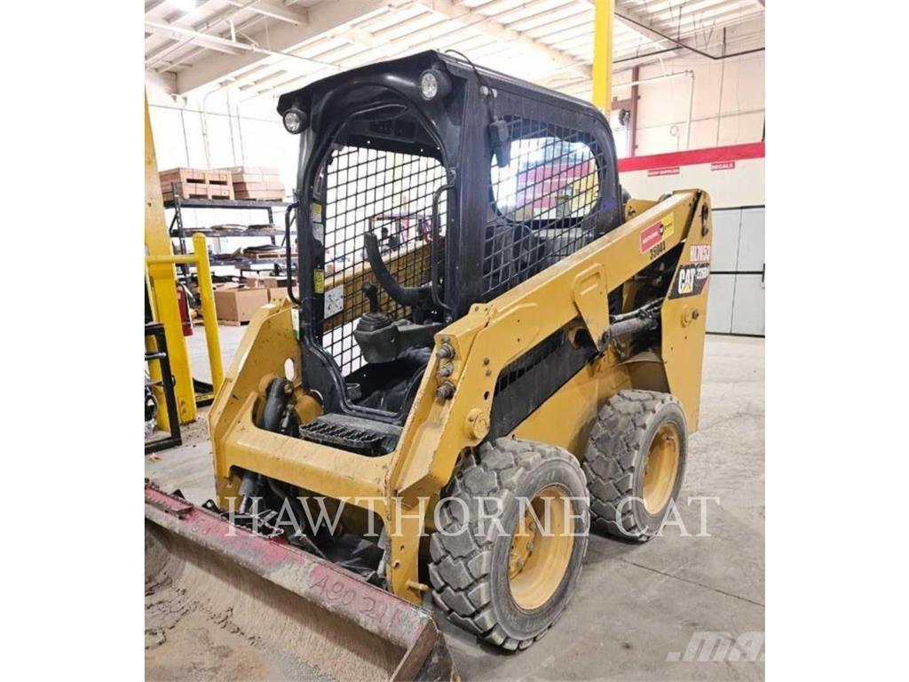 CAT 226D Kompaktlastere