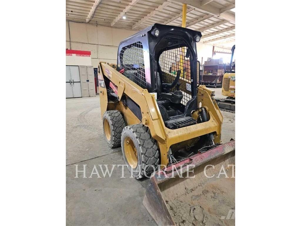 CAT 226D Kompaktlastere