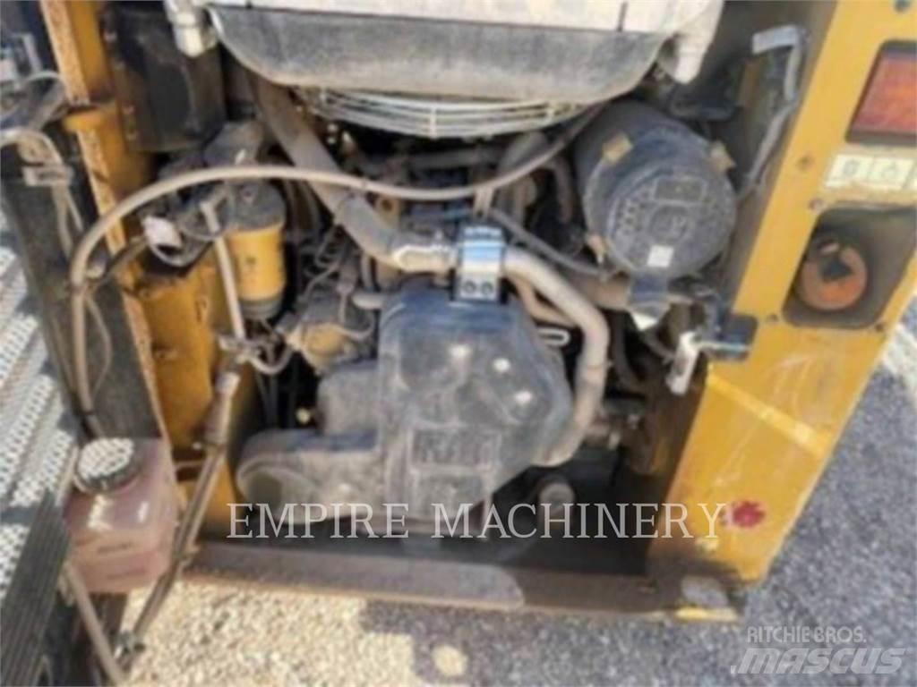 CAT 226D3 Kompaktlastere