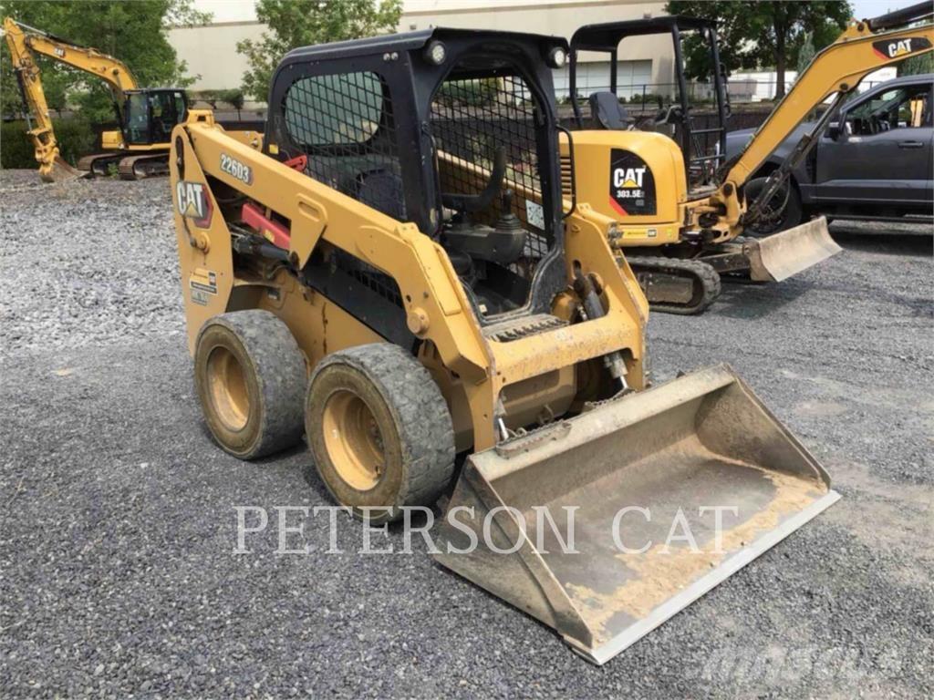 CAT 226D3 Kompaktlastere