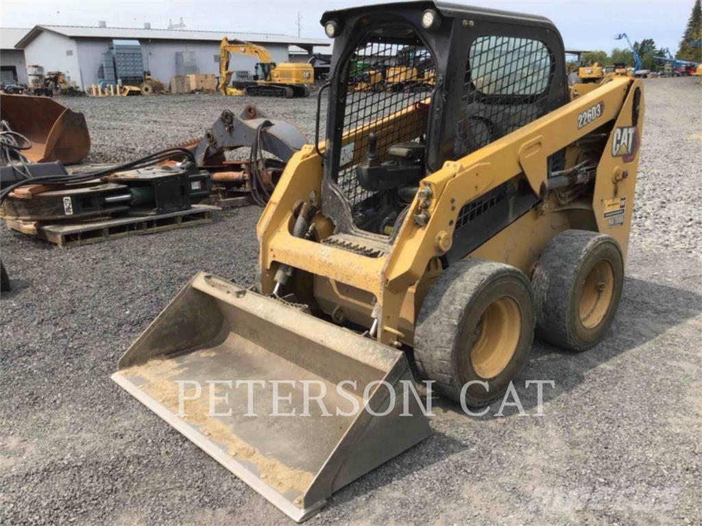 CAT 226D3 Kompaktlastere