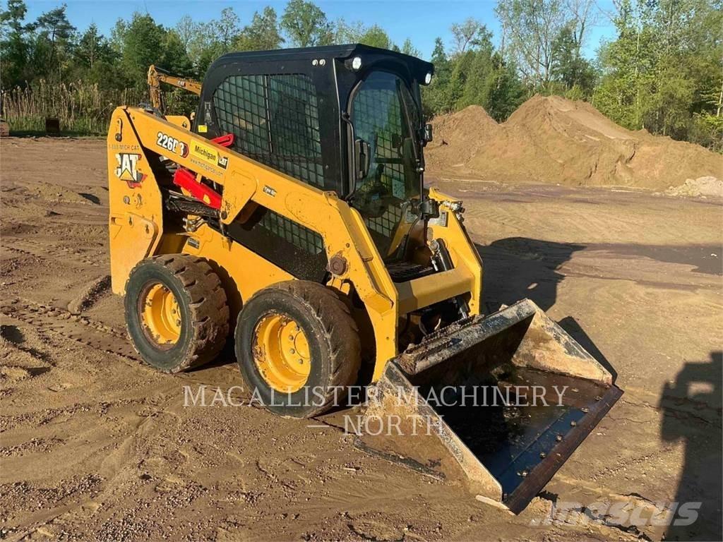 CAT 226D3 AQ Kompaktlastere
