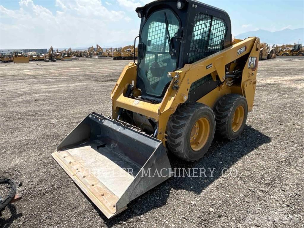 CAT 226D3 C3H2 Kompaktlastere