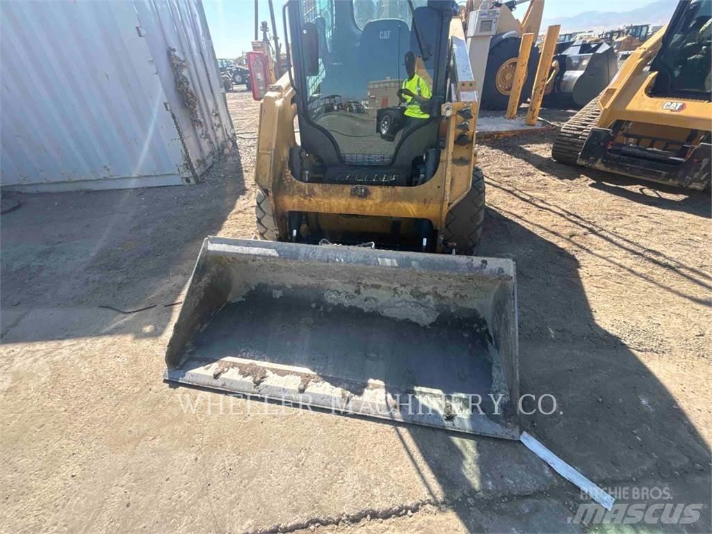 CAT 226D3 C3H2 Kompaktlastere