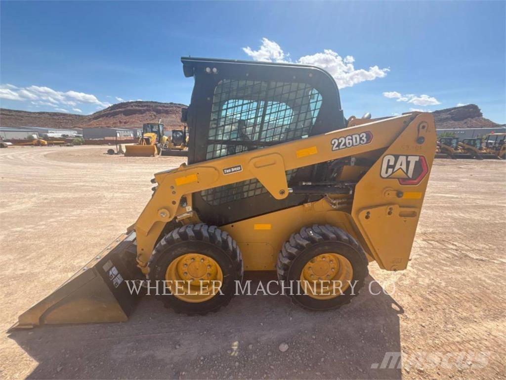 CAT 226D3 C3H2 Kompaktlastere