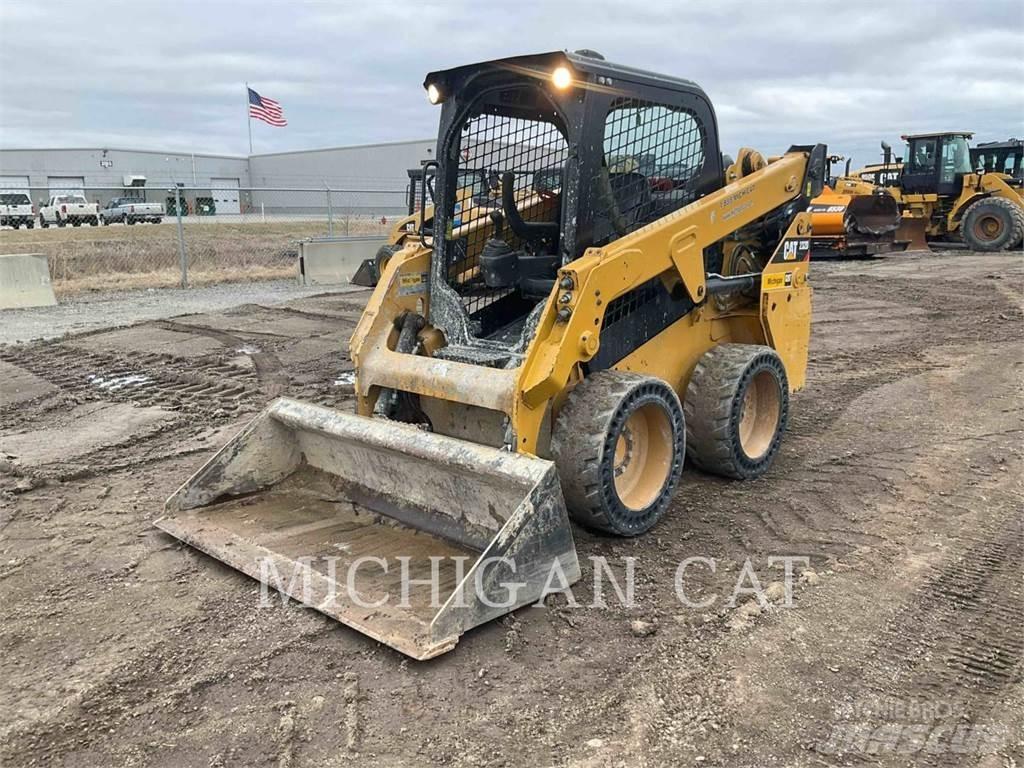 CAT 232D Q+ Kompaktlastere