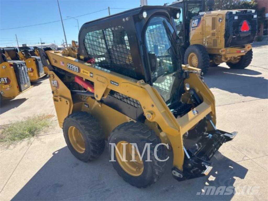CAT 232D3 Kompaktlastere
