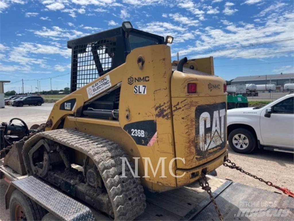 CAT 236B Kompaktlastere